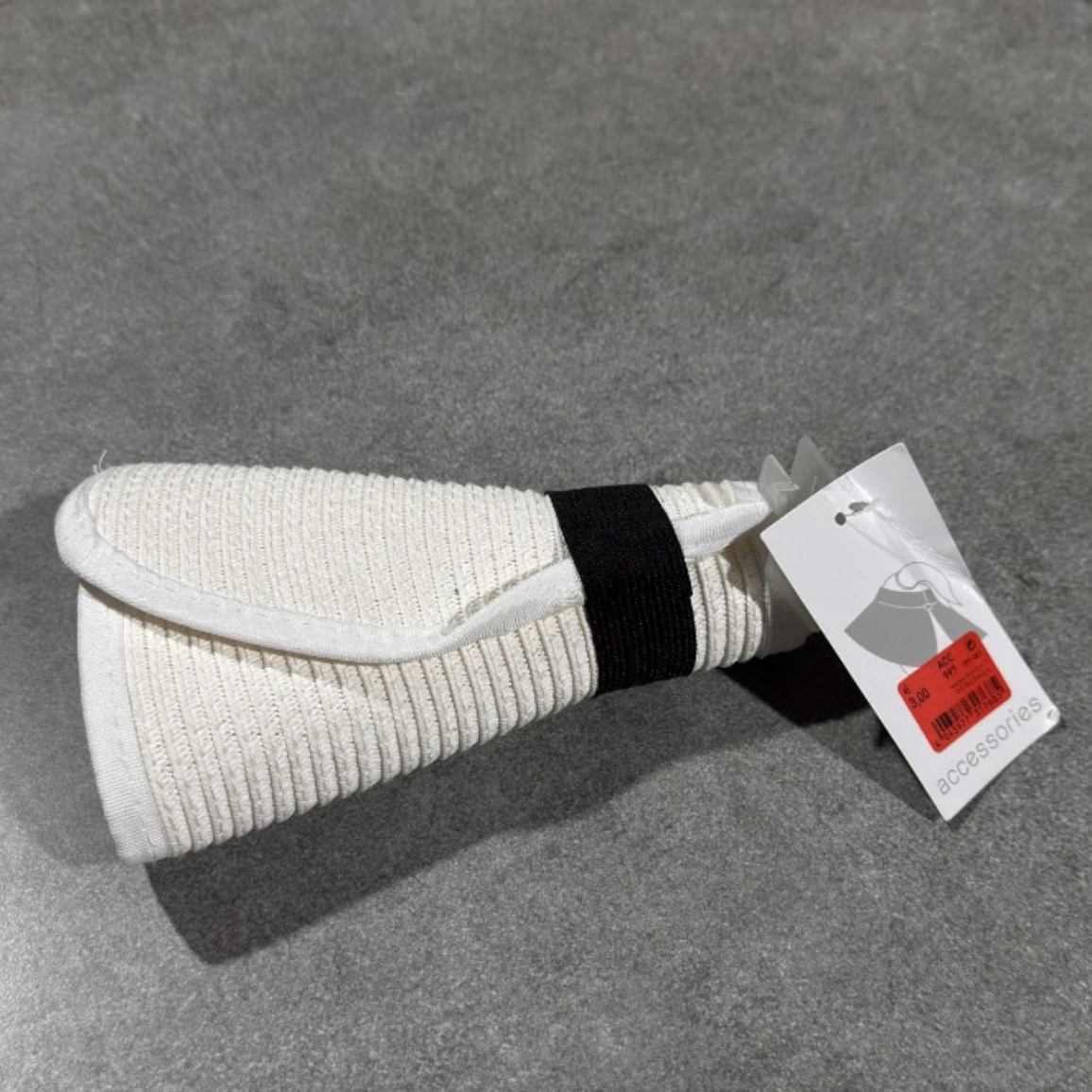 كلاه آفتاب گير برند accessories رنگ سفيد