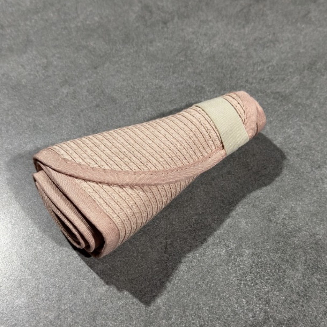 كلاه آفتاب گير برند accessories رنگ صورتى